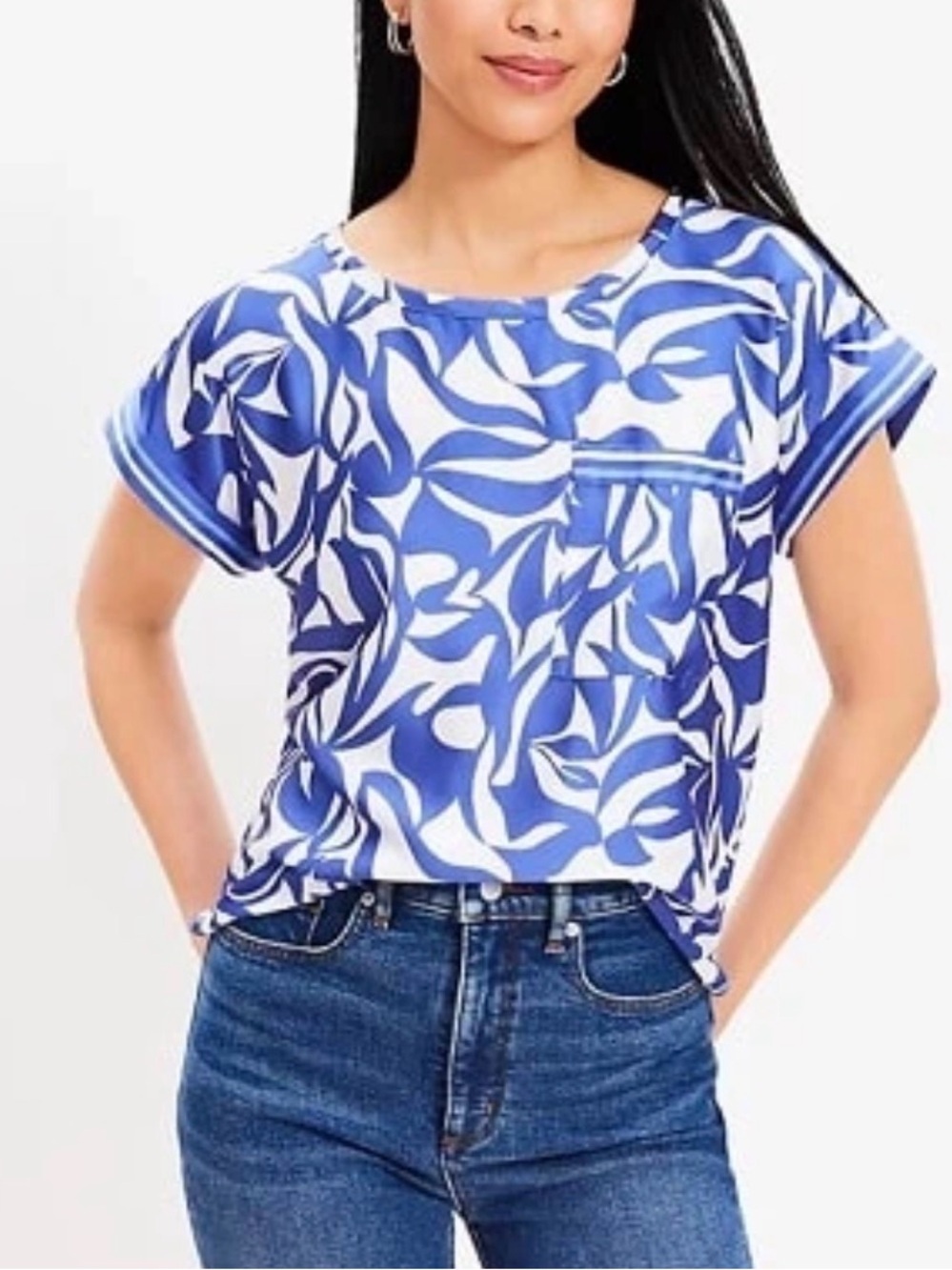 LOFT Blue and White Short-Sleeve Printed Tee N0583